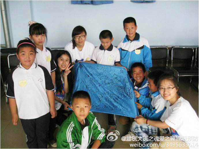 �����I�t(y��)�ƴ�W(xu��)���t(y��)֮�ꡤ��֮����������`�F��� 7��8�Ձ��������I�p����(li��n)�d�W(xu��)У�M��֧�̻�����F�����ֽM�������ķ����������ӂ��ֳ��Ă�С�M���D��һ��С�M�ĺ��ӂ���꠆T������Ϻ��¿�̖��������