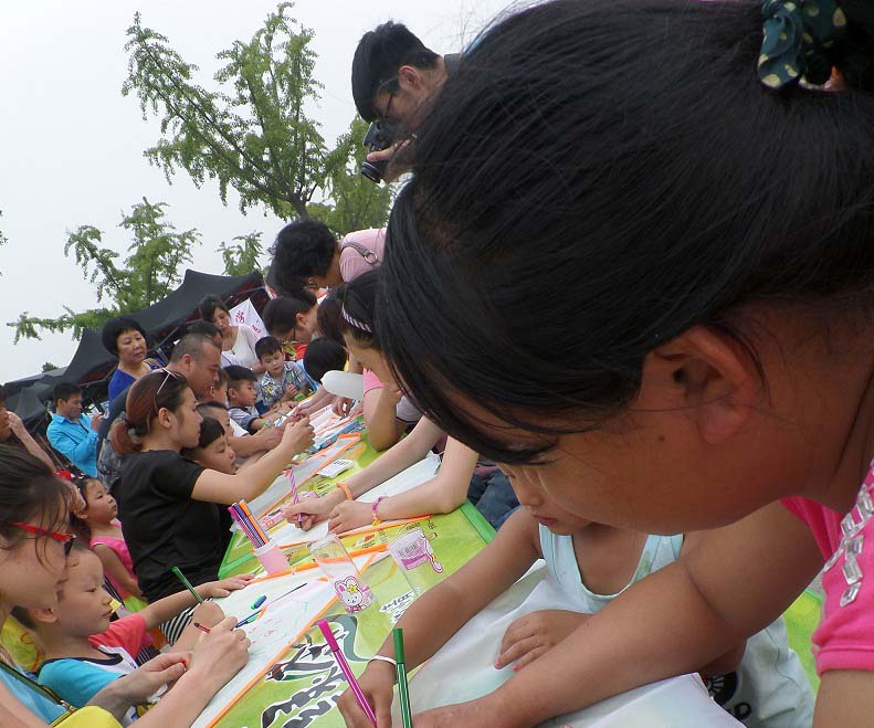 �I�����@С���Ѽ����L(zh��ng)�����L(f��ng)�~���L�����������Լ��ĭh(hu��n)�����Z(y��)��