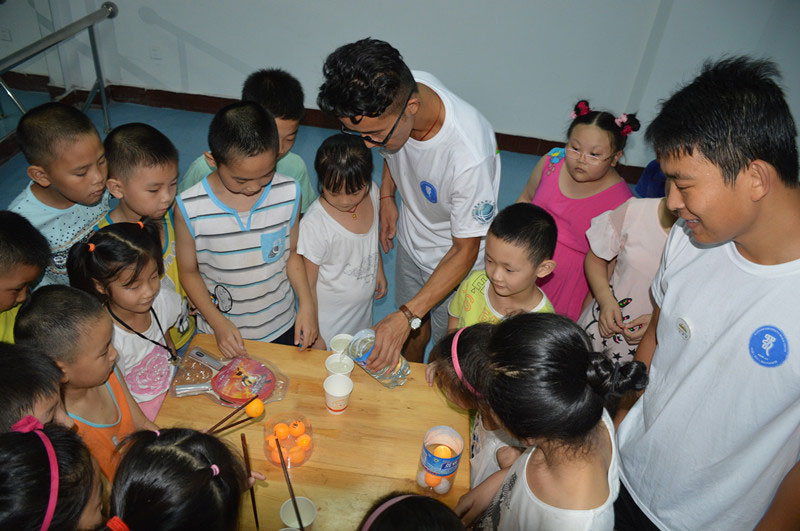 ����׌������������뼯�w��־Ը�ߎ��I(l��ng)���ӂ��汧�F����ƹ�������Aƹ������Ʊ��Α���