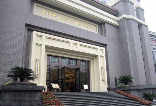 ��ǰ��������W(w��ng)ӛ�ߺ͏�(qi��ng)��(gu��)Փ���W(w��ng)�ѽM�ɵġ����Қvʷӛ�����ѿ���(zh��n)Ӣ�ҡ����(d��ng)���ؑcվ��С���(du��)����(l��i)���Ї�(gu��)�����h�ɚvʷ����^���^��