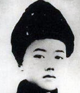 �ܘ�|��1918��1937���|������(li��n)܊�߼�(j��)ָ�]�T��ɽ�|ʡƽ�ȿh����1925���S��ĸ�ӻĵ�����ʡ�q���h��1931���һ����׃�����e�O���ӿ��ջ��(d��ng)��1933����������Ї����a(ch��n)�h��1935��2�������x�鹲���F(tu��n)�|�M��ί��ӛ��4�����Ζ|���������܊�ڶ�܊��һ�F(tu��n)��ί��1936��3�����Ζ|����(li��n)�ڶ�܊��һ����ί�掟�hί��ӛ��܊�hίί�T��7�����x���й��ϝMʡίί�T��9�£��Ζ|����(li��n)��һ·܊���Ď����L(zh��ng)����ί��1937��4��24�գ��ڰ��D�h��ɳ���Ͻ��S�����c�ΰ��D�h�ΰ��(du��)����(zh��n)�в��Ҡ�����