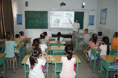 �x�ЌWԺ�tʮ��ů��־Ը����꠵�ɽ��ʡ�����н��ڿh��Ȫ�l(xi��ng)־Ը���գ����Ȫ�l(xi��ng)�ĺ��ӂ��v��W��ƥ��֪�R����ϲ�g�\�ӵĺ��ӂ��������������_ϣ��֮����