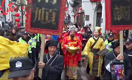 ҕ�l�������ӭؔ(c��i)�� ������_��������壬���ݺӷ��֚vʷ�օ^(q��)��ӭ����һ��һ�ȵ�ӭؔ(c��i)��c�´����(d��ng)���mȻ������С�꣬����׌���������οͺúõ��_����һ�ء���Ԕ��(x��)�� 